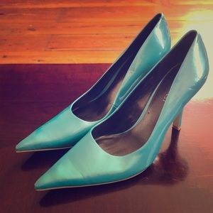 Women’s Nine West Teal Fredao patent leather pumps